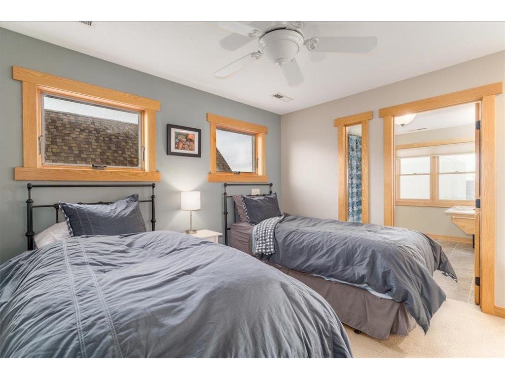 986 Inspiration Parkway N, Bayport, MN, 55003 MLS 6508101 Edina Realty