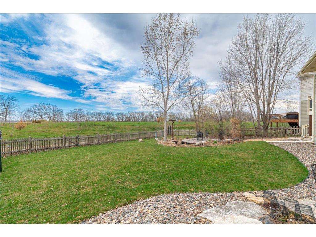 986 Inspiration Parkway N, Bayport, MN, 55003 MLS 6508101 Edina Realty