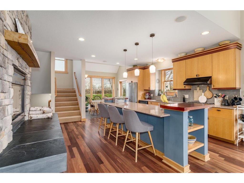 986 Inspiration Parkway N, Bayport, MN, 55003 MLS 6508101 Edina Realty