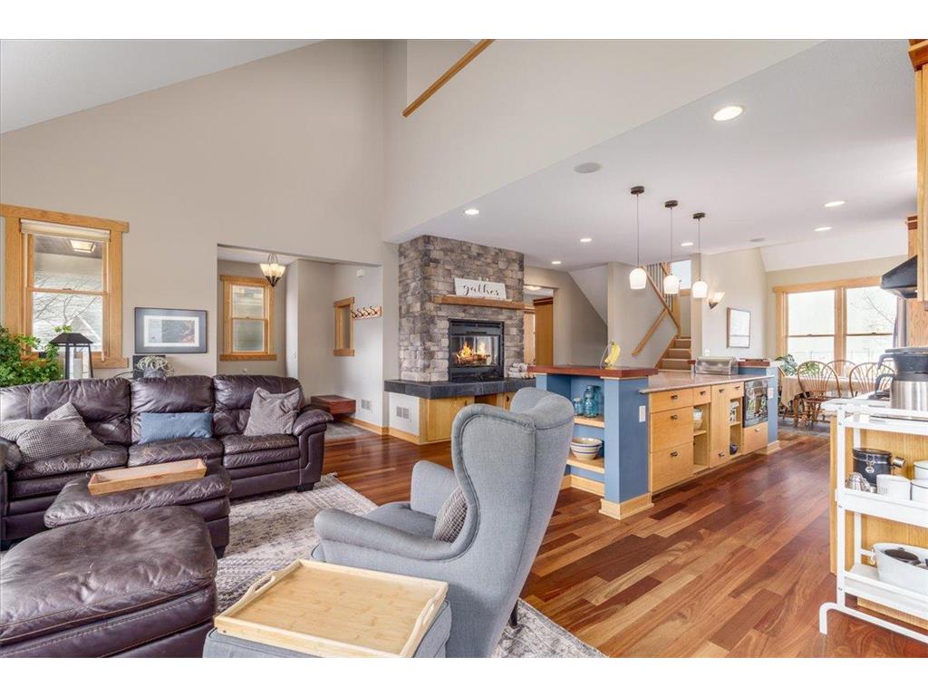 986 Inspiration Parkway N, Bayport, MN, 55003 MLS 6508101 Edina Realty