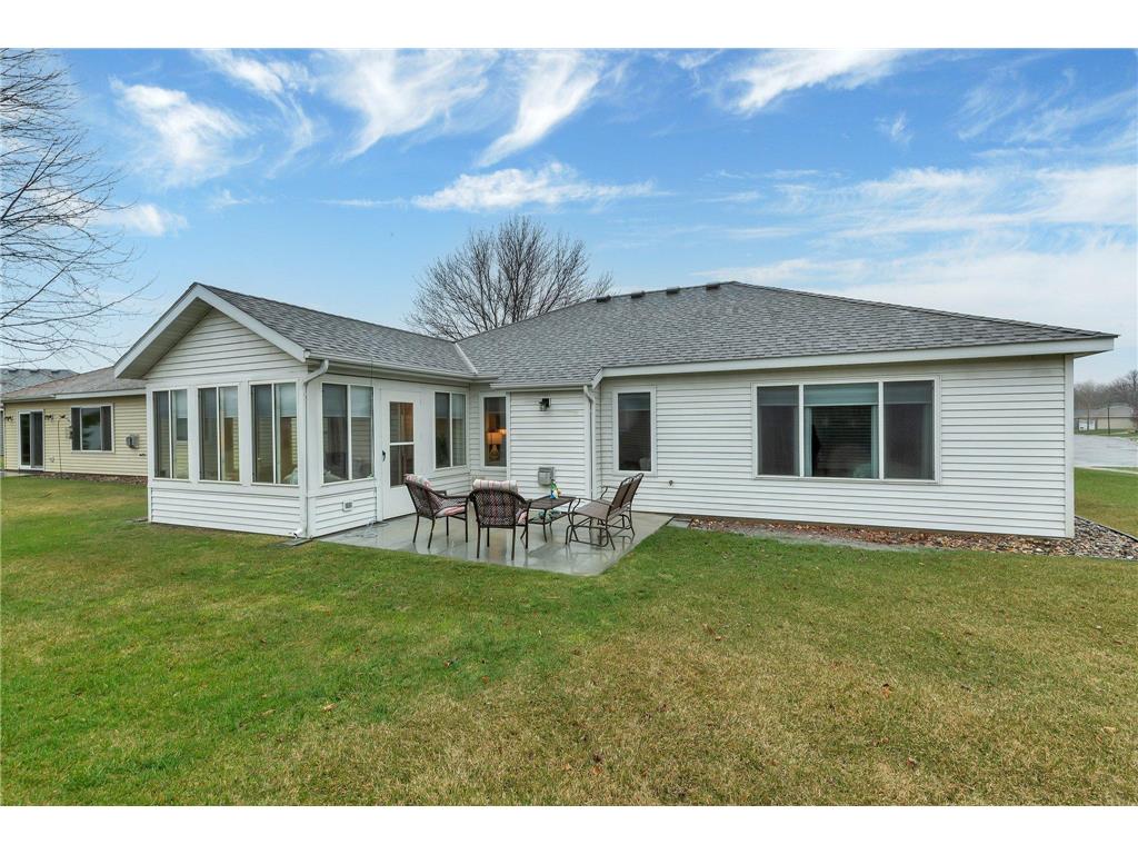 986 Willow View Circle, Waite Park, MN, 56387 MLS 6520011 Edina Realty