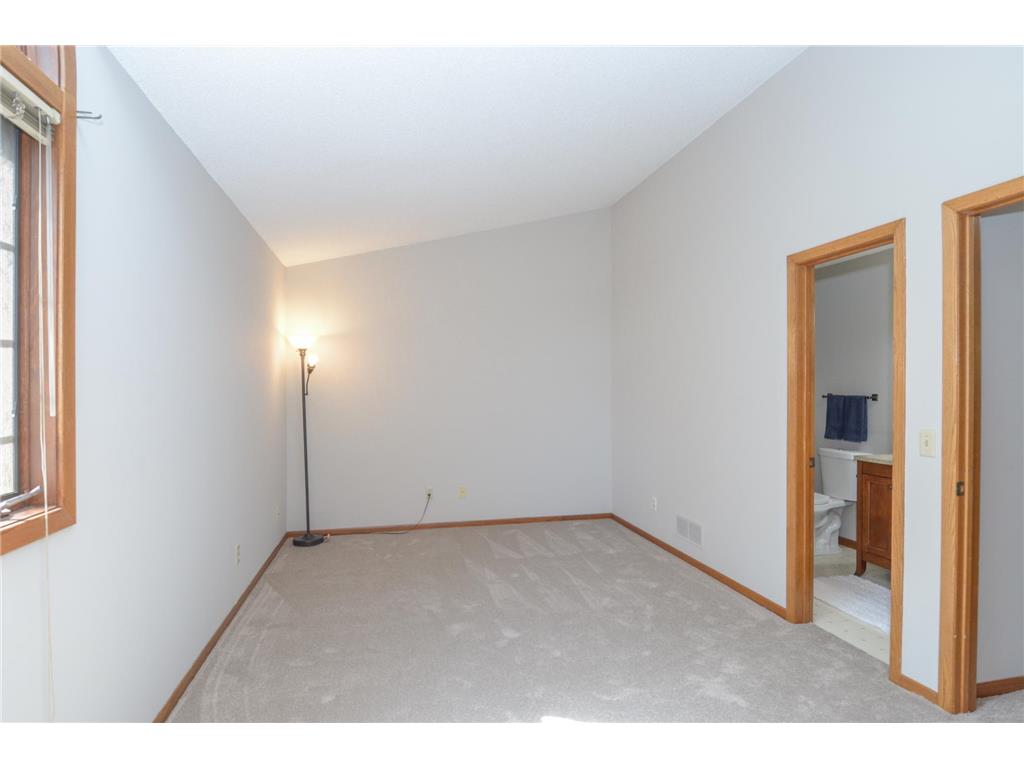 9860 Palm Street NW Coon Rapids MN 55433 7024423 image13