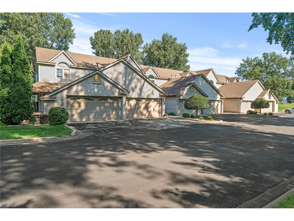 9864 Palm Street NW Coon Rapids MN 55433 6586316 image1