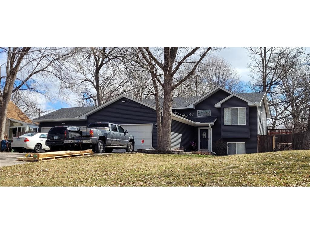 9869 Ilex Street NW Coon Rapids MN 55433 6446617 image1