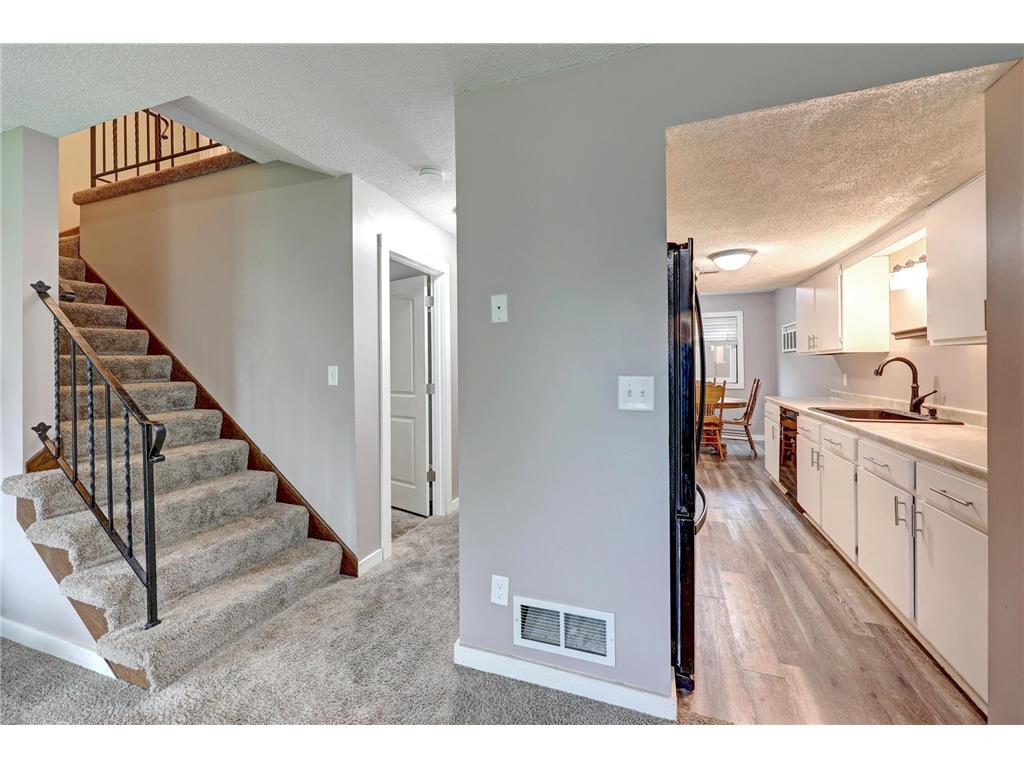 987 11th Avenue SW Forest Lake MN 55025 7060617 image12