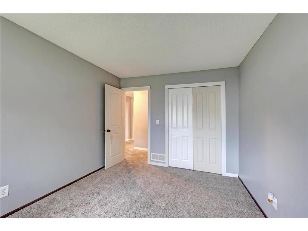987 11th Avenue SW Forest Lake MN 55025 7060617 image27