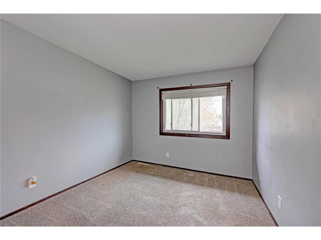 987 11th Avenue SW Forest Lake MN 55025 7060617 image28