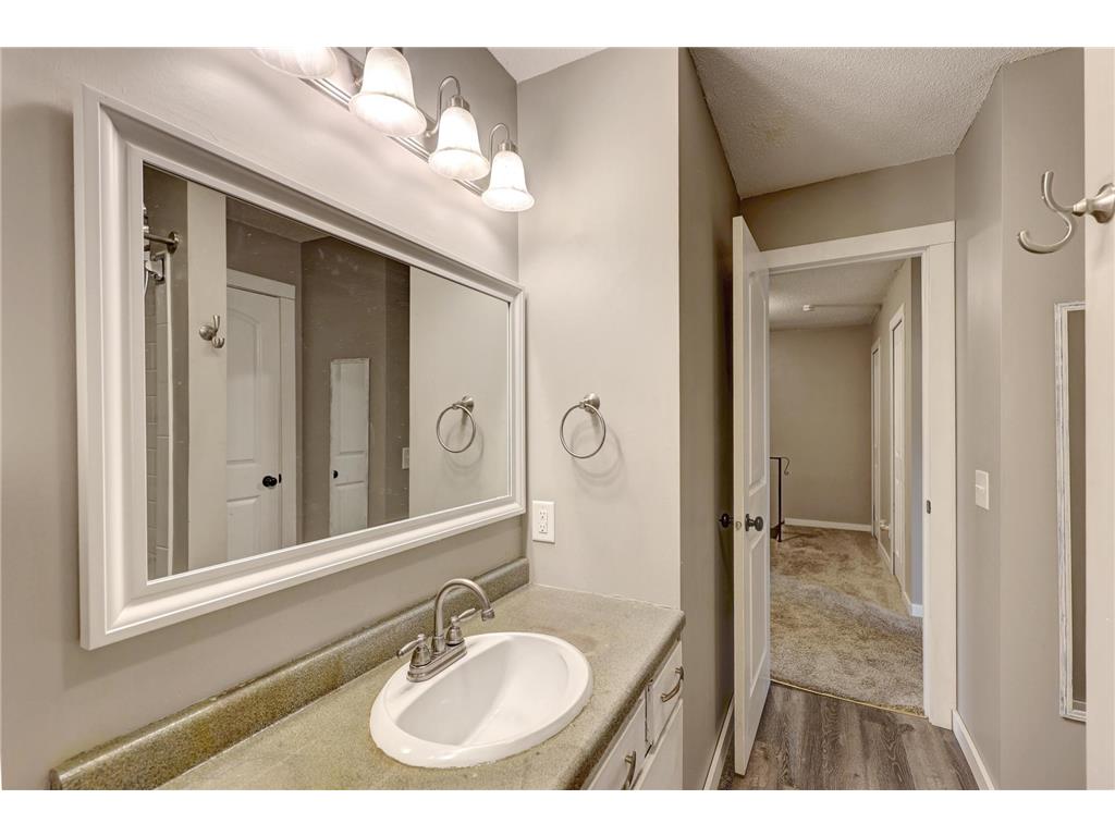 987 11th Avenue SW Forest Lake MN 55025 7060617 image30