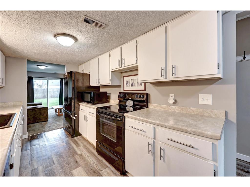 987 11th Avenue SW Forest Lake MN 55025 7060617 image4