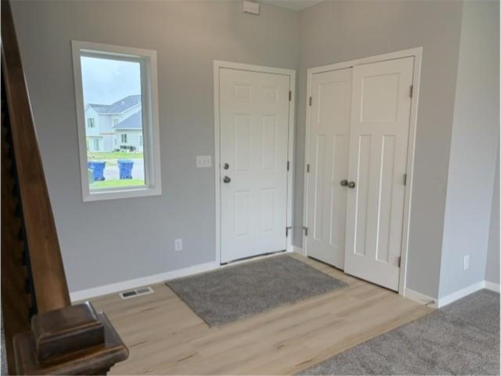 987 45th Avenue NE Saint Cloud MN 56304 7095045 image2