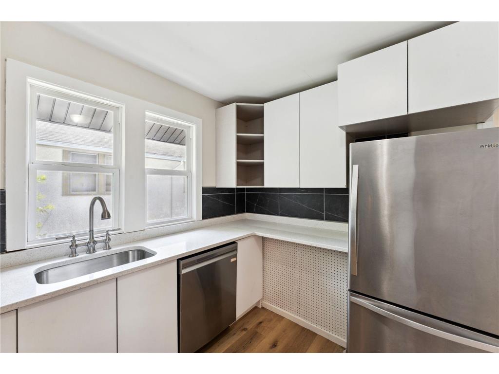 987 Dayton Avenue Saint Paul MN 55104 7030002 image22