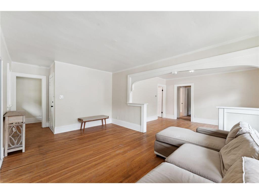 987 Dayton Avenue Saint Paul MN 55104 7030002 image29