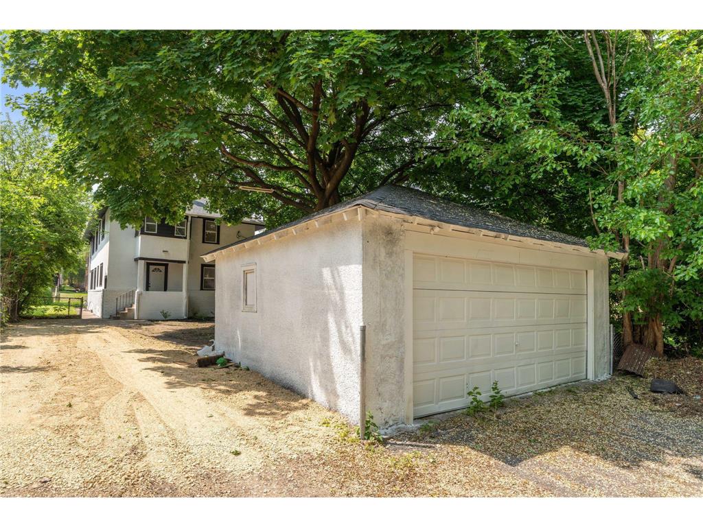 987 Dayton Avenue Saint Paul MN 55104 7030002 image3
