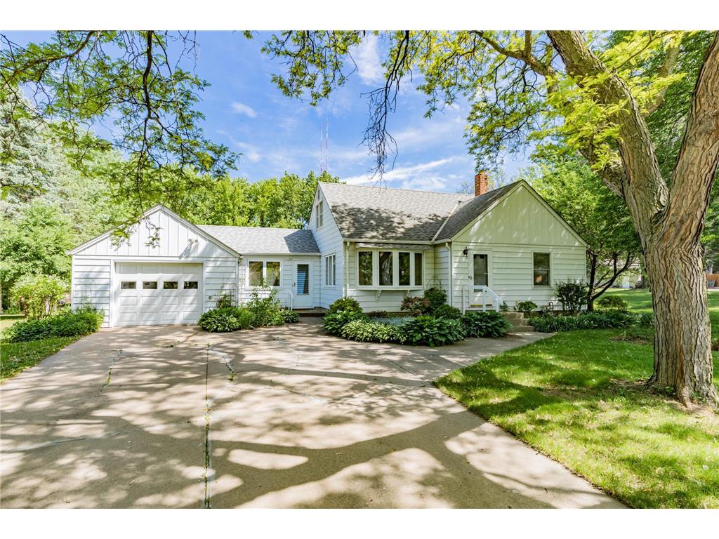 987 Island Lake Avenue Shoreview MN 55126 6354824 image1