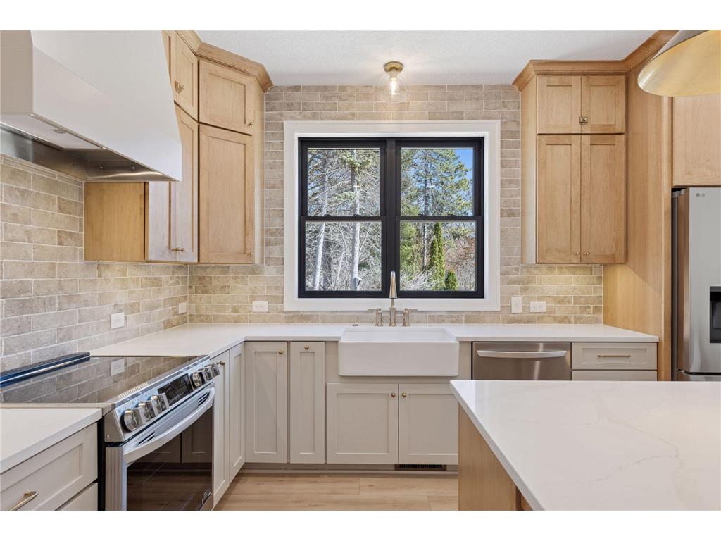 987 Island Lake Avenue Shoreview MN 55126 6750612 image5