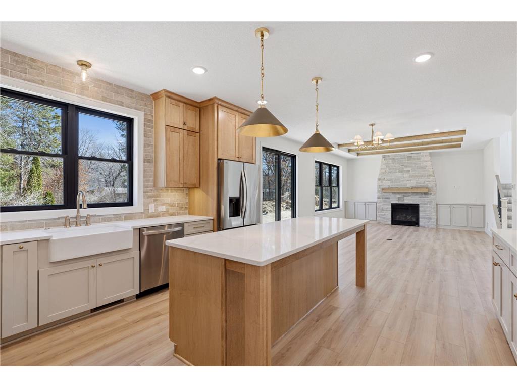 987 Island Lake Avenue Shoreview MN 55126 6750612 image6