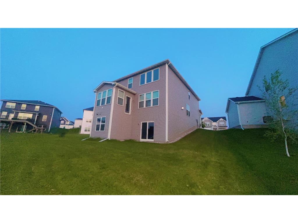 9876 Ambrose Road Woodbury MN 55129 7105772 image11
