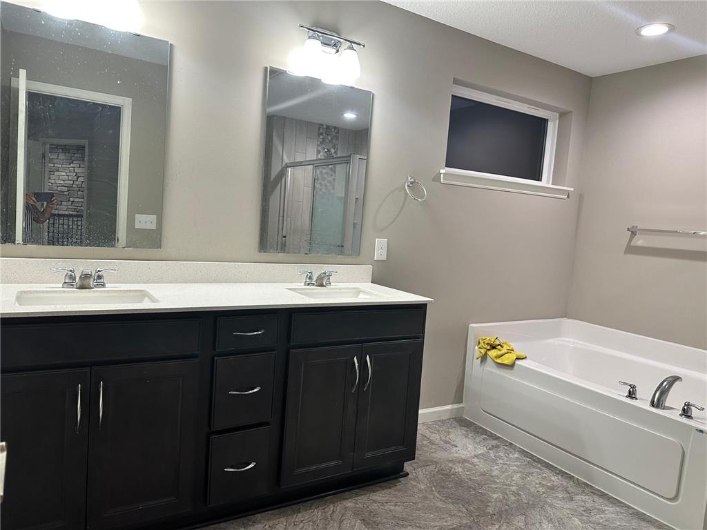9876 Ambrose Road Woodbury MN 55129 7105772 image30