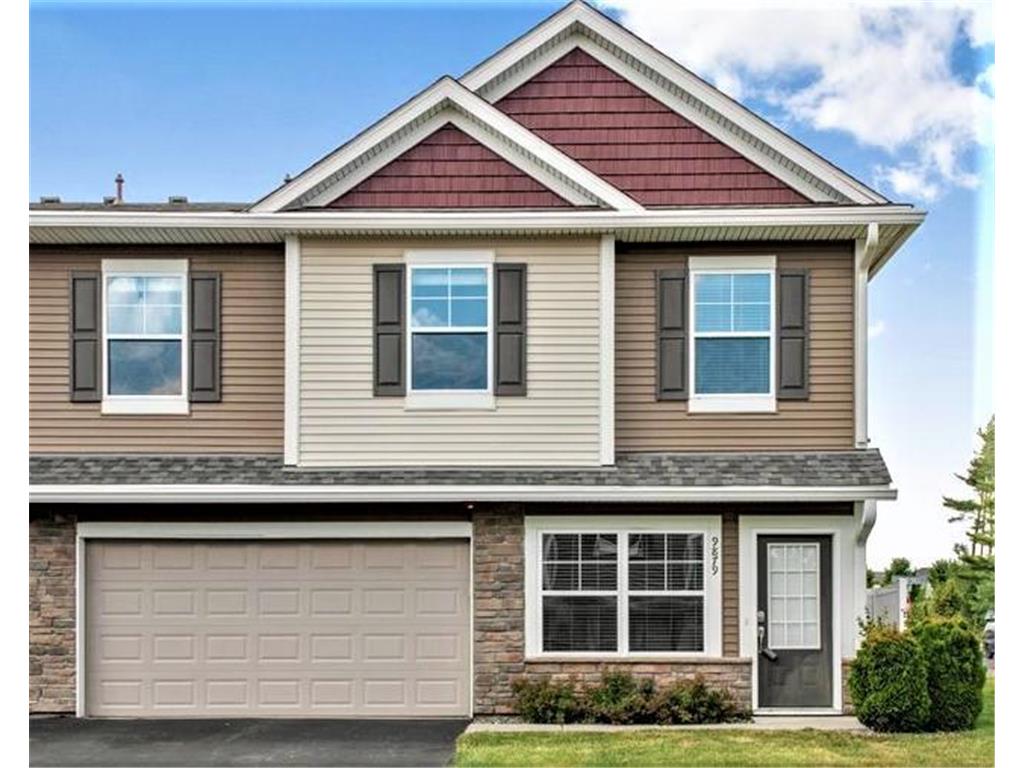 9879 5th Street Lane N Lake Elmo MN 55042 6430363 image1