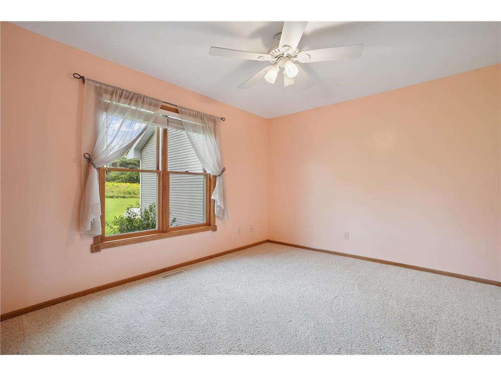 988 County Road T Hammond WI 54015 6776158 image26