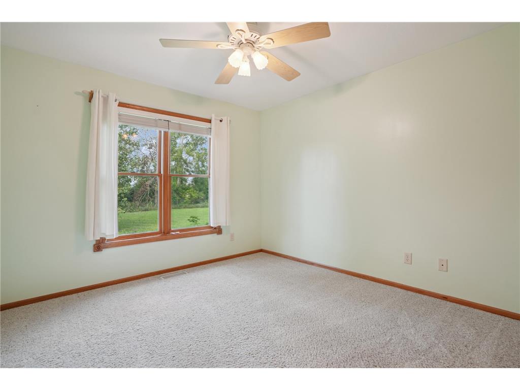 988 County Road T Hammond WI 54015 6776158 image29