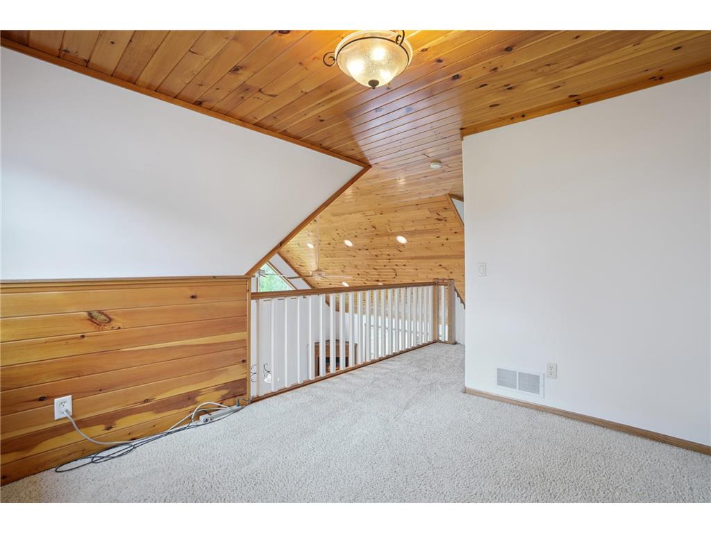 988 County Road T Hammond WI 54015 6776158 image36