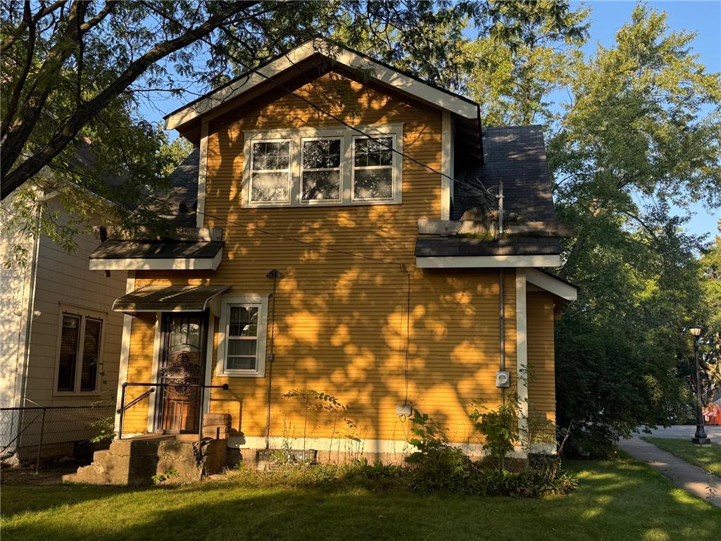 988 Earl Street Saint Paul MN 55106 6800860 image2