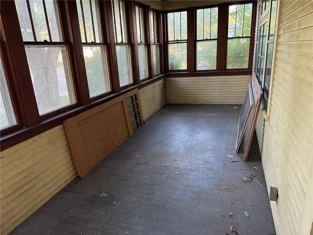 988 Earl Street Saint Paul MN 55106 6800860 image5