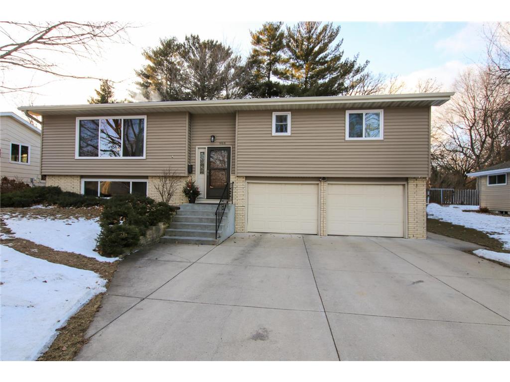 988 Jorgenson Street SE Hutchinson MN 55350 6637591 image1