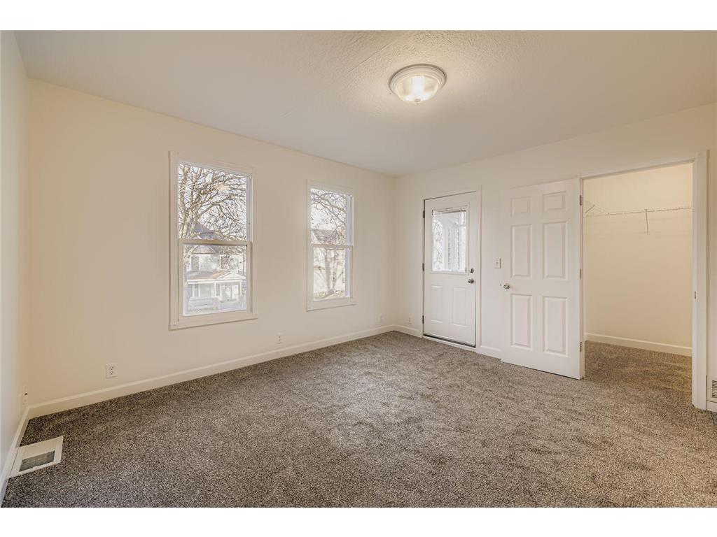 988 Reaney Ave Avenue Saint Paul MN 55106 6825698 image8