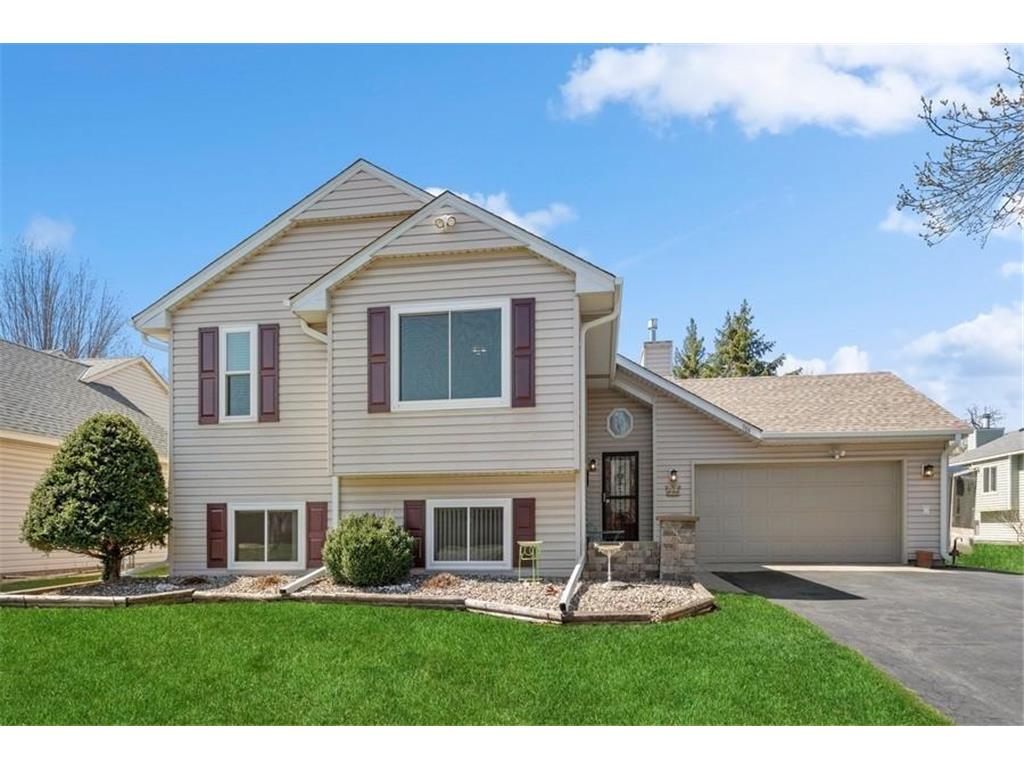 988 Savannah Road Eagan MN 55123 6355403 image1