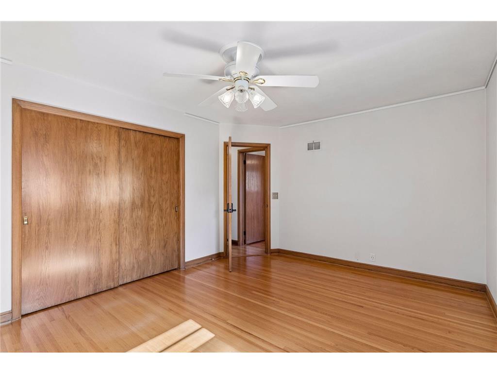 988 Sherren Street W Roseville MN 55113 7080225 image13