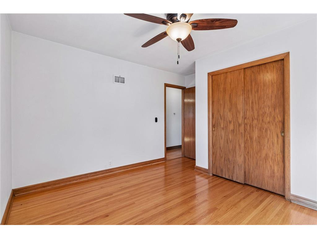 988 Sherren Street W Roseville MN 55113 7080225 image15