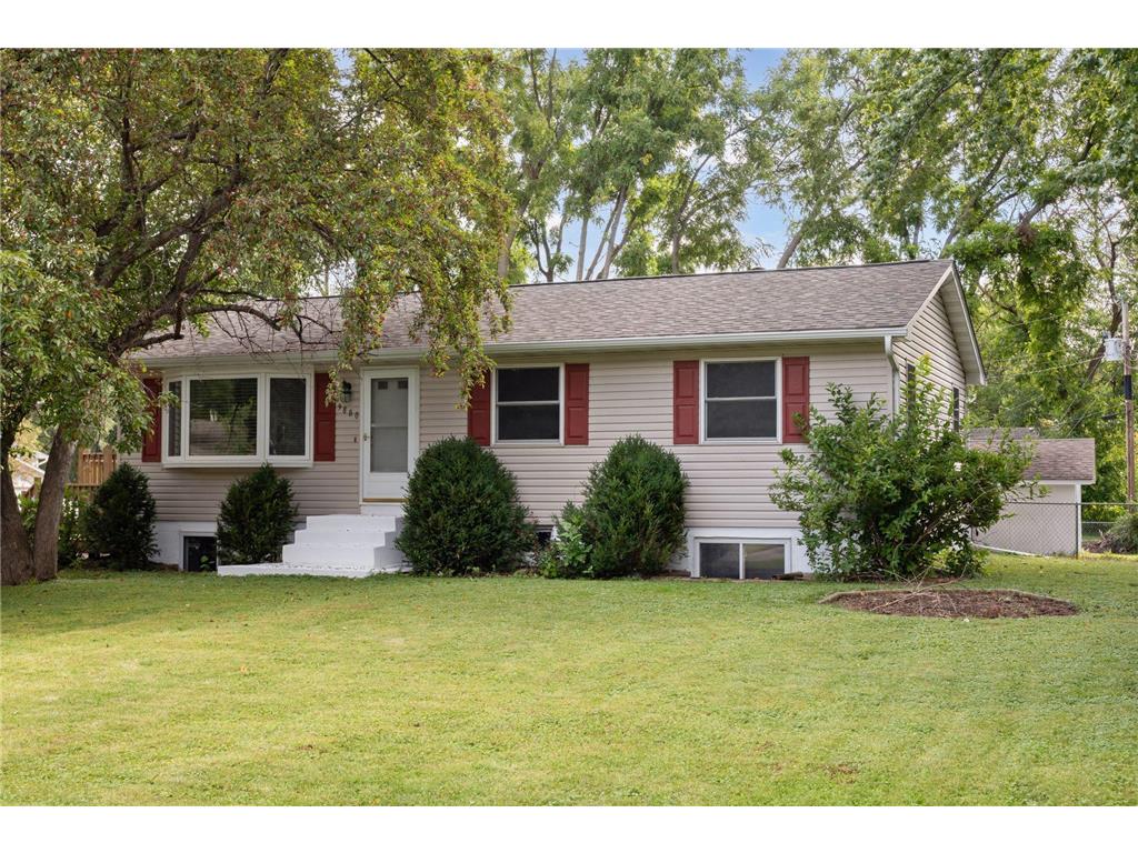 9880 Cottonwood Lane N Maple Grove MN 55369 6766571 image1