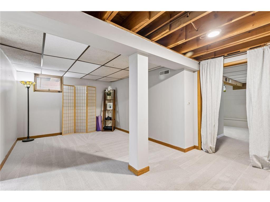 9883 Brookview Road Woodbury MN 55125 7085262 image24