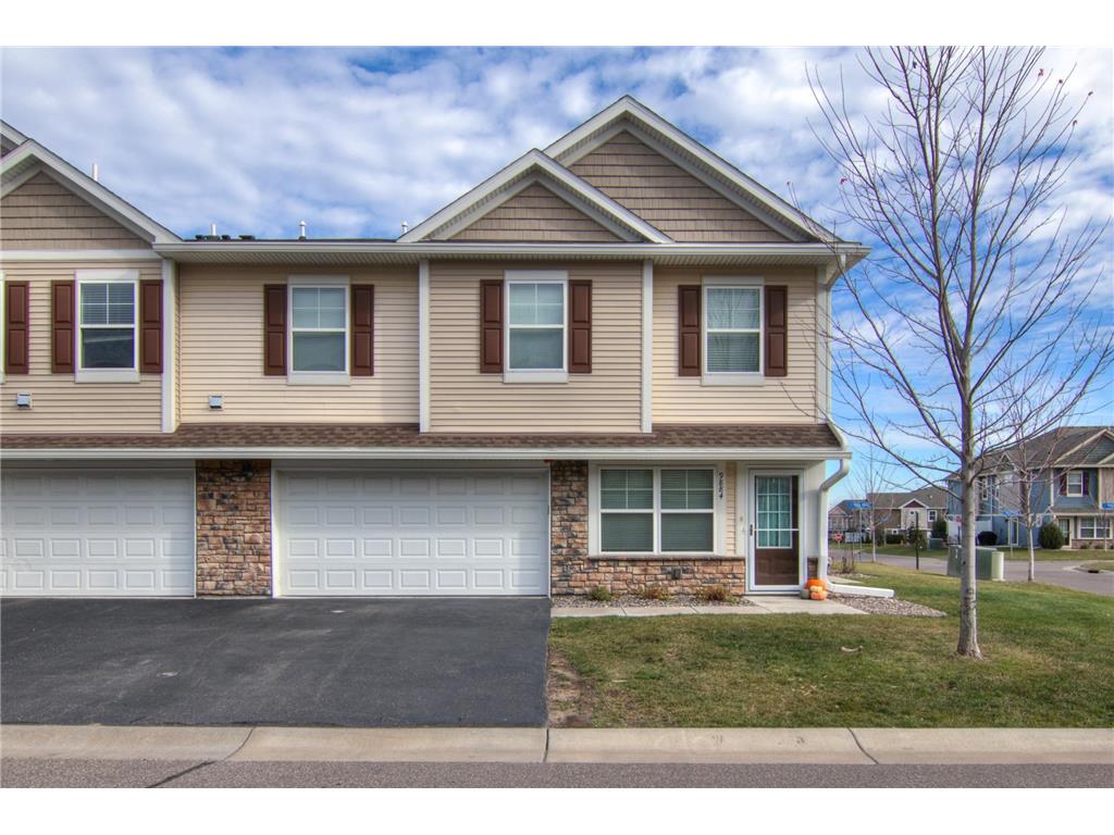 9884 5th Street Lane N, Lake Elmo, MN, 55042 MLS 7420919 Edina Realty