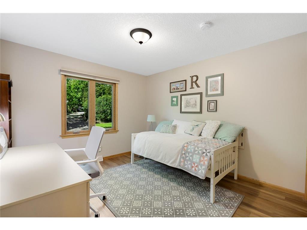 9885 Oak Shore Drive Lakeville MN 55044 - Crystal 7065807 image29