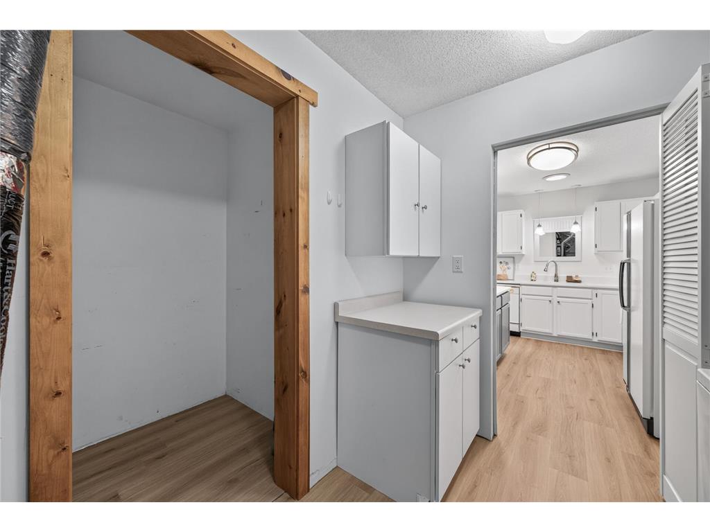 9887 Tamarack Cove Woodbury MN 55125 7041213 image22