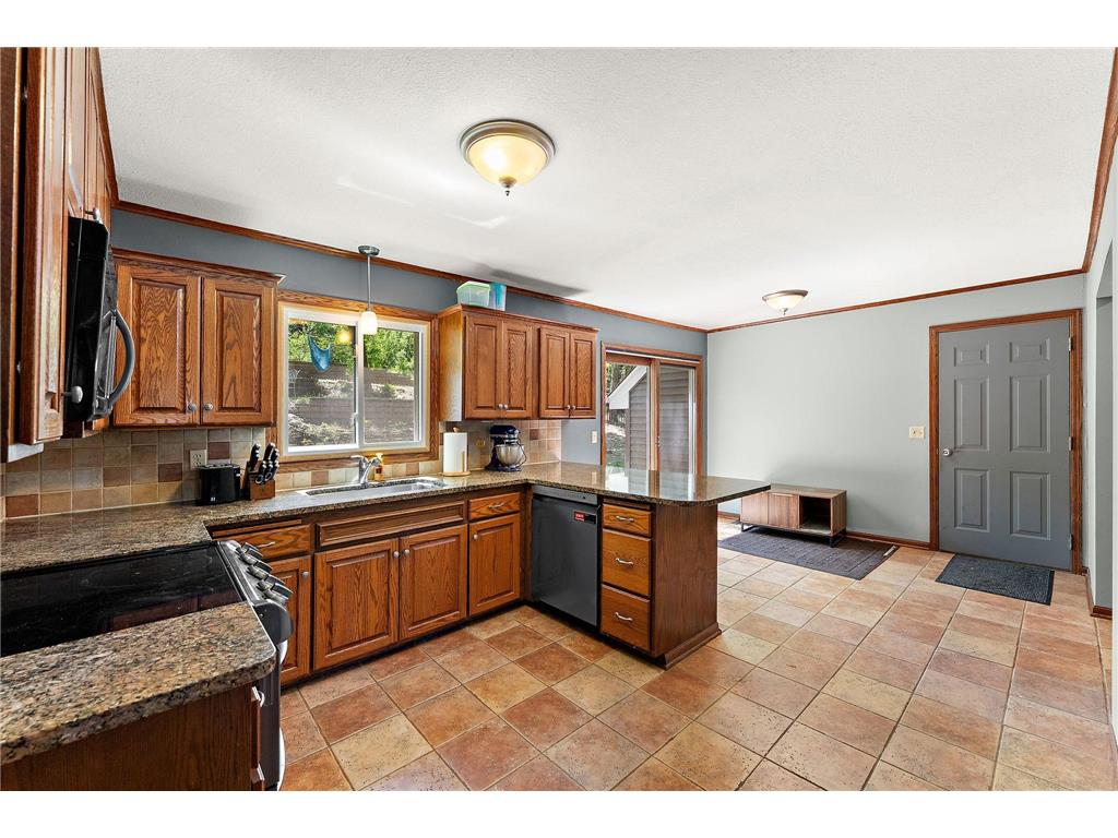9888 Oak Shore Drive Lakeville MN 55044 - Crystal 7074900 image22