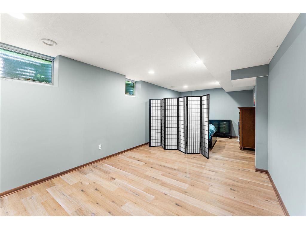 9888 Oak Shore Drive Lakeville MN 55044 - Crystal 7074900 image25