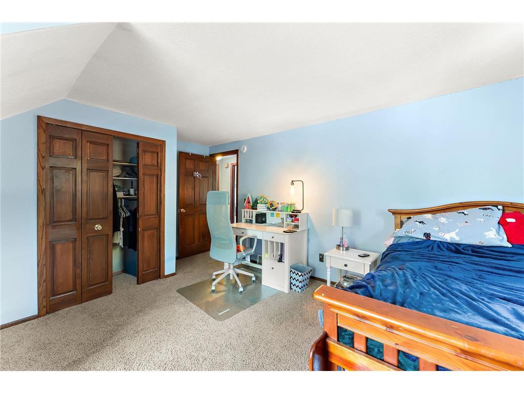 9888 Oak Shore Drive Lakeville MN 55044 - Crystal 7074900 image29