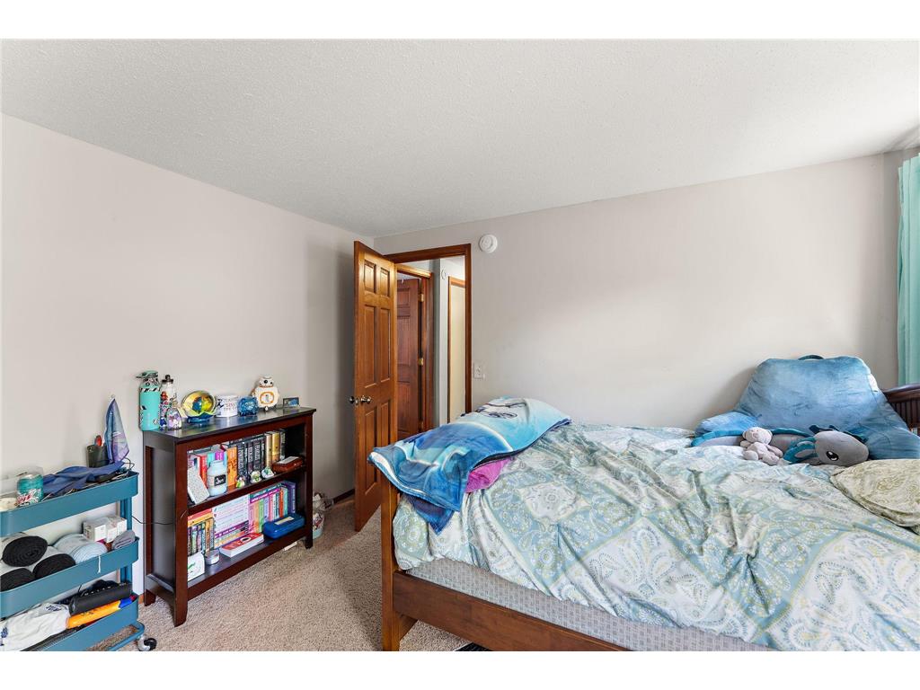 9888 Oak Shore Drive Lakeville MN 55044 - Crystal 7074900 image32
