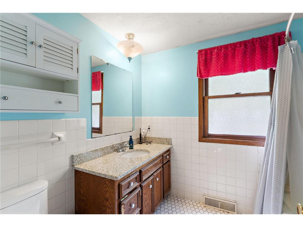 9888 Oak Shore Drive Lakeville MN 55044 - Crystal 7074900 image33