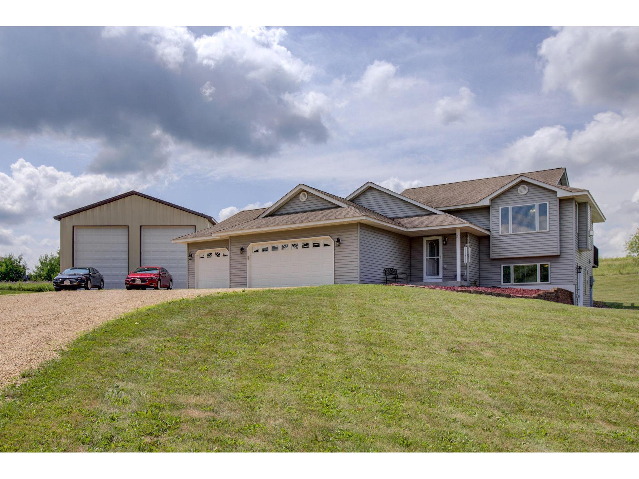 989 70th Avenue Roberts WI 54023 6022211 image1