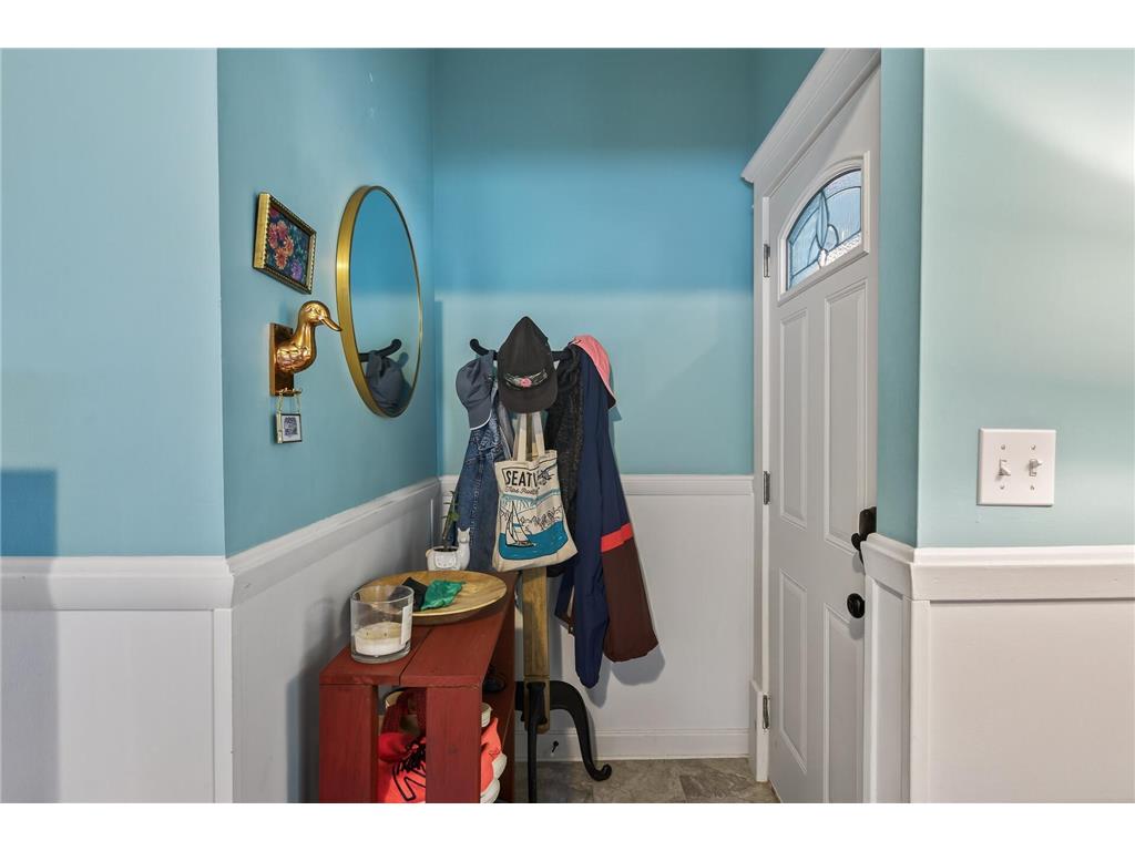 989 Barrett Street Saint Paul MN 55103 7002521 image7