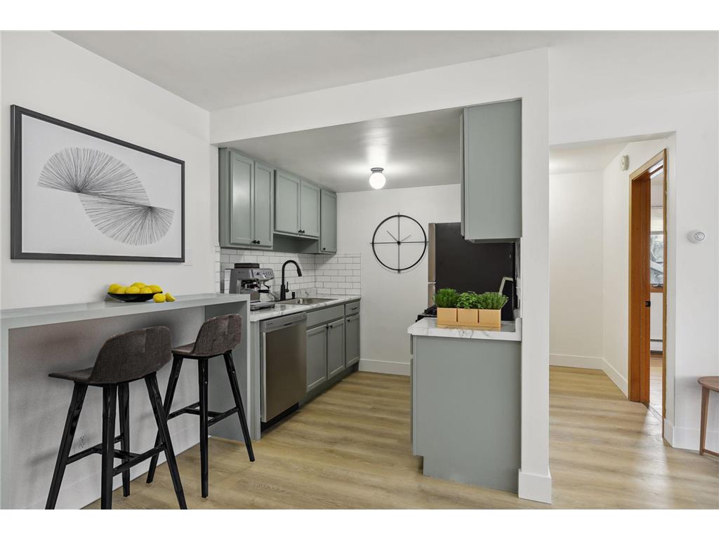 99 E 54th Street #9 Minneapolis MN 55419 6823053 image3