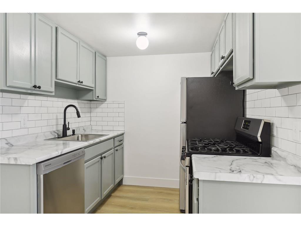 99 E 54th Street #9 Minneapolis MN 55419 6823053 image5