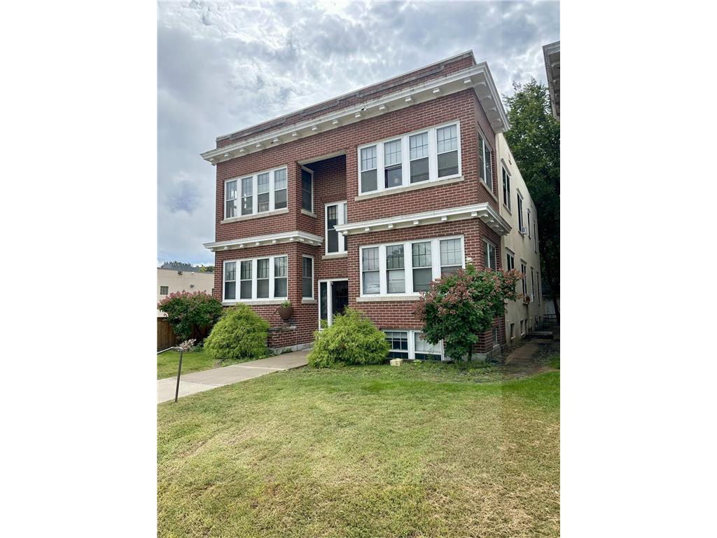 990 Grand Avenue Saint Paul MN 55105 6776665 image2