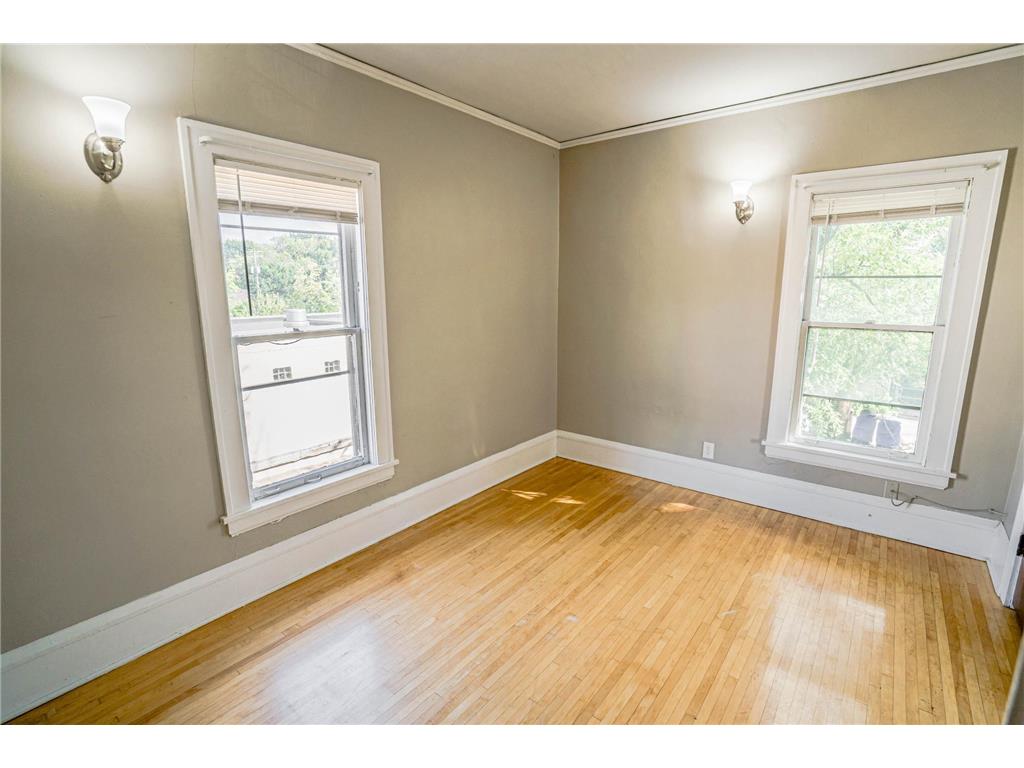 990 Grand Avenue Saint Paul MN 55105 6776665 image22