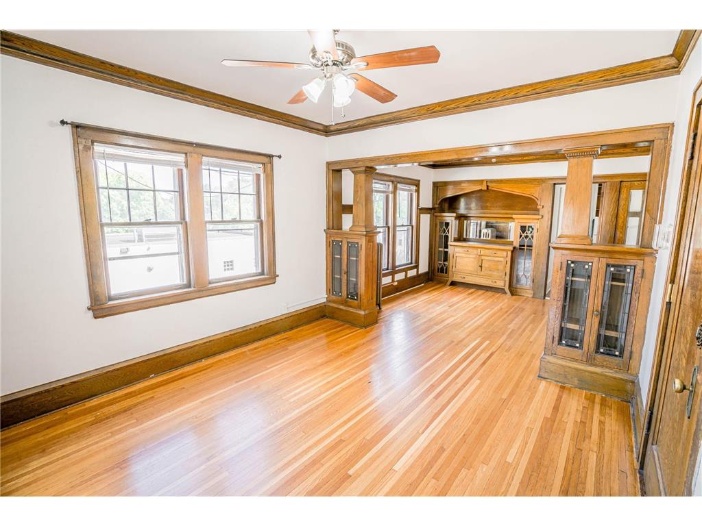 990 Grand Avenue Saint Paul MN 55105 6776665 image3